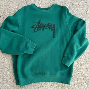 Basic Stussy Crew
